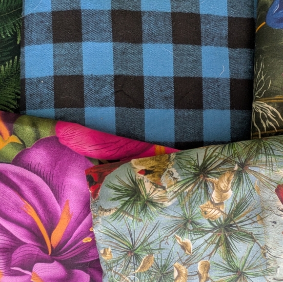 Assorted Patterned Fabrics - Picture 3 of 5